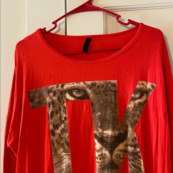 Boutique Cheetah Print Tunic - Picture 4 of 6